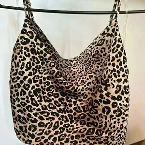 Windsor Cheetah Print Full‎ Zip Back Crop Top